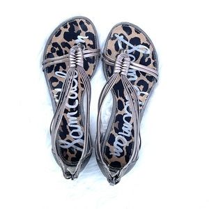 💖 Sam Edelman Eva Strappy Silver Sandal with Back Zip and 3/4” Wedge